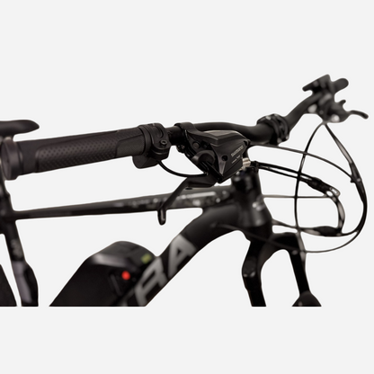 CrossBike Ultra 29" — гальмівна ручка Shimano ST-EF500 та алюмінієвий винос керма
