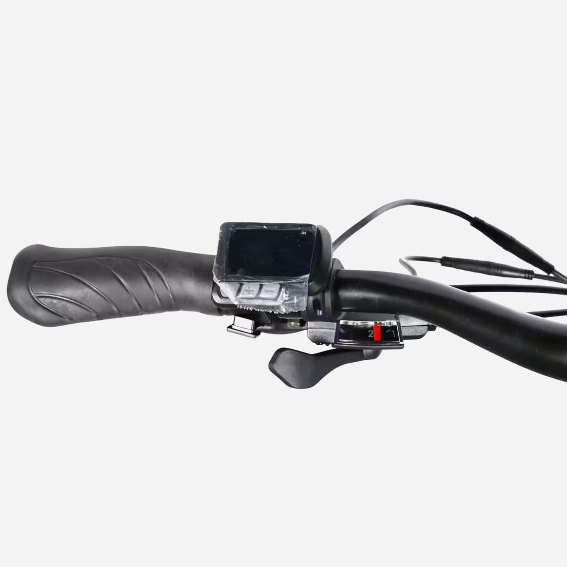Formula eCURSOR MAN 29" — РК-дисплей електросистеми та манетка L-TWOO на лівому кермі