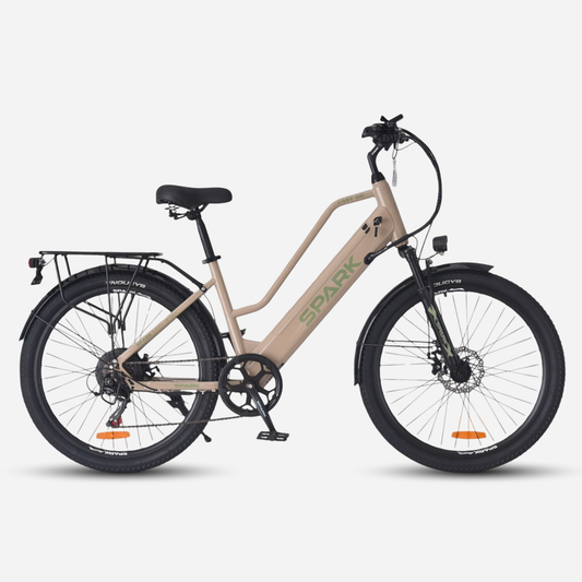 Електровелосипед Spark E-CITY EASY GO 26" сталева рама 17" — вигляд збоку справа, колір бежевий матовий, з багажником та крилами
