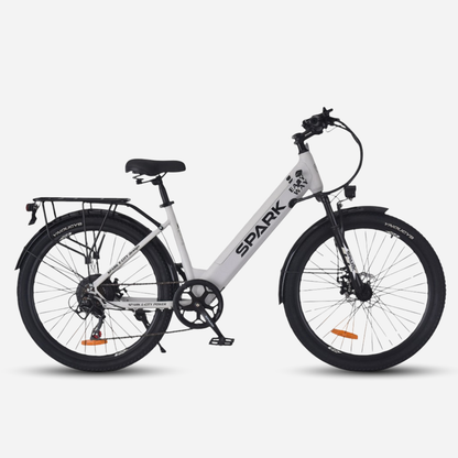 Електровелосипед Spark E-CITY EASY WAY 26" сталева рама 17" — вигляд збоку справа, колір сірий, з багажником та крилами
