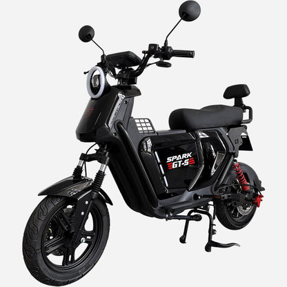 Чорний електровелосипед SPARK GT-S, вигляд спереду