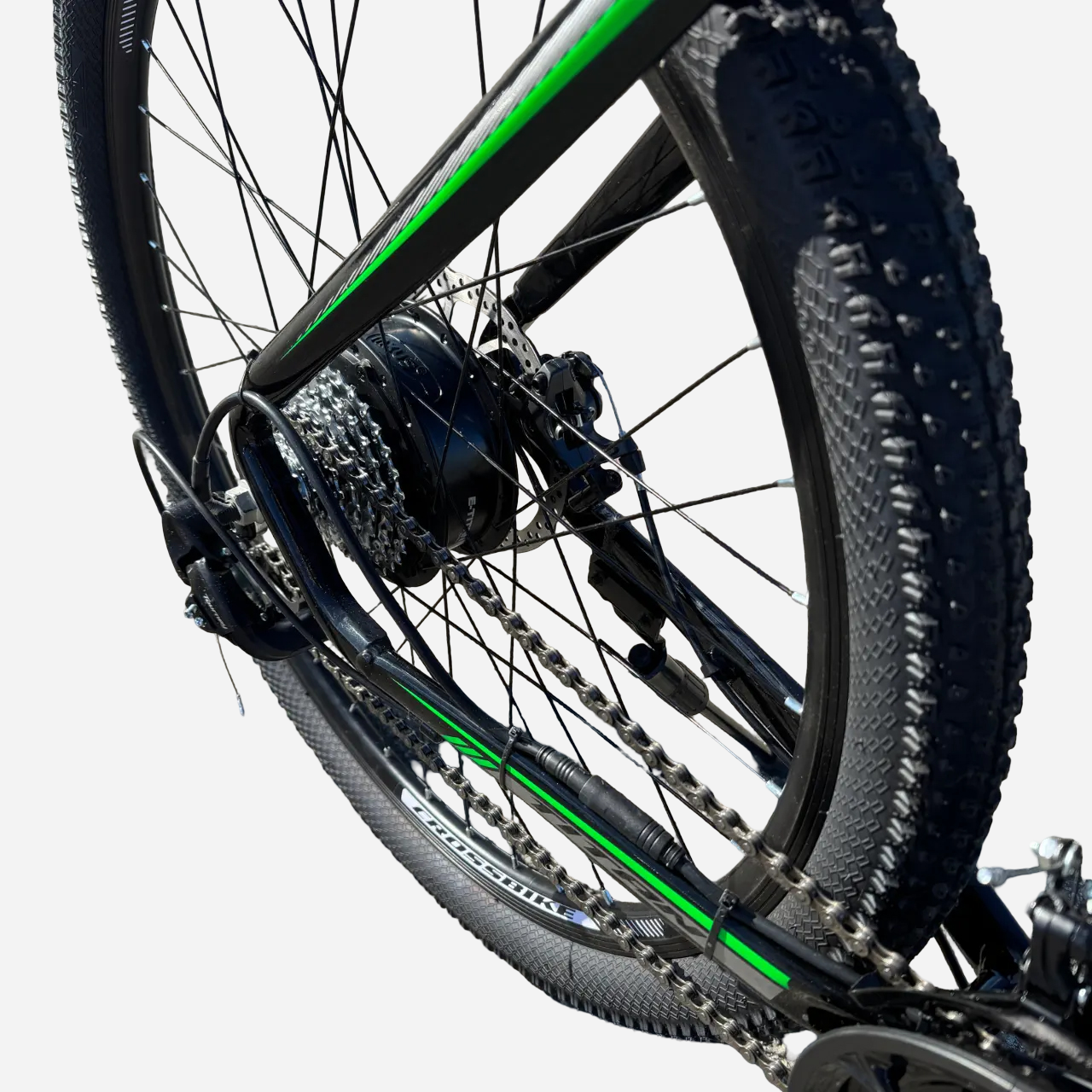Titan FOX 29" — мотор-колесо 500W, касета Shimano 7 швидкостей та дисковий гальмо 160 мм