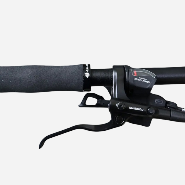 Cronus BATURO 520 — манетка Shimano Deore та гідравлічний гальмівний важіль на кермі