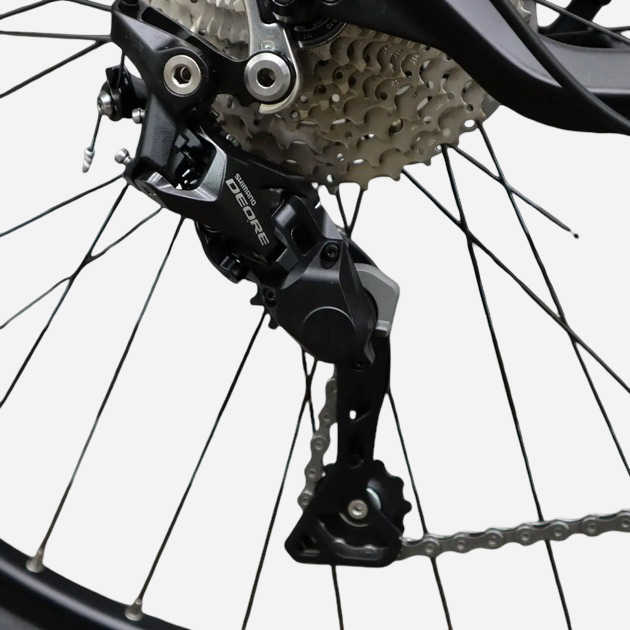 Cronus BATURO 520 — задній перемикач Shimano Deore RD-M6000 та касета 10 швидкостей