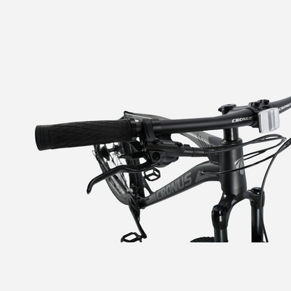 Cronus FANTOM 29" — манетки Shimano та гідравлічні гальма на кермі