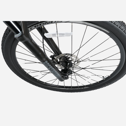Cronus FANTOM 29" — переднє колесо з вилкою RockShox та дисковим гальмом