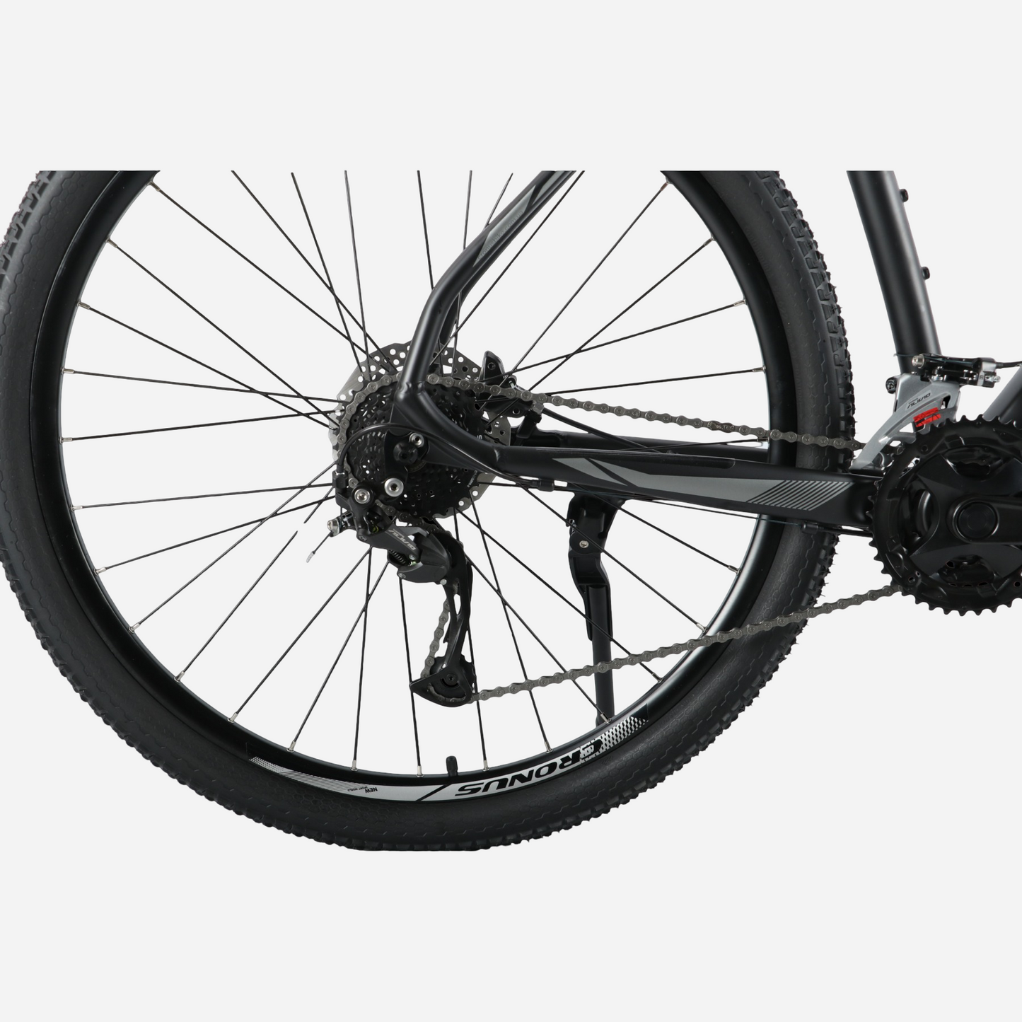 Cronus FANTOM 29" — задній перемикач Shimano та касета 9 швидкостей