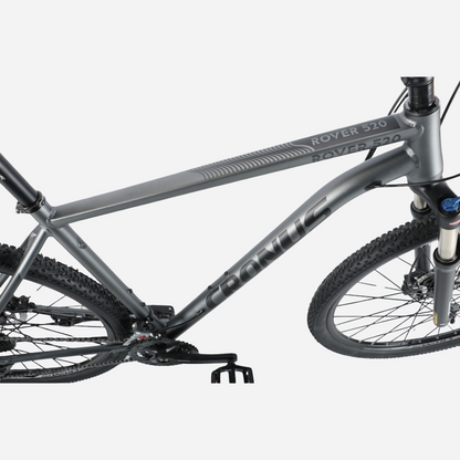 Cronus ROVER 520 — алюмінієва рама сіра з логотипом та вилка Suntour XCR32