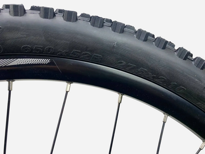 Cronus Ultimatum 27.5" — покришка 650x52B 27.5x2.10 на подвійному алюмінієвому ободі