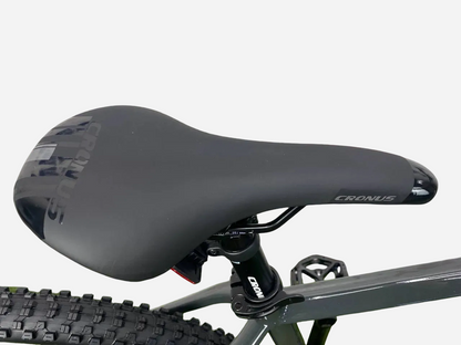 Cronus Ultimatum 27.5" — MTB сідло Cronus з підсідельним штирем
