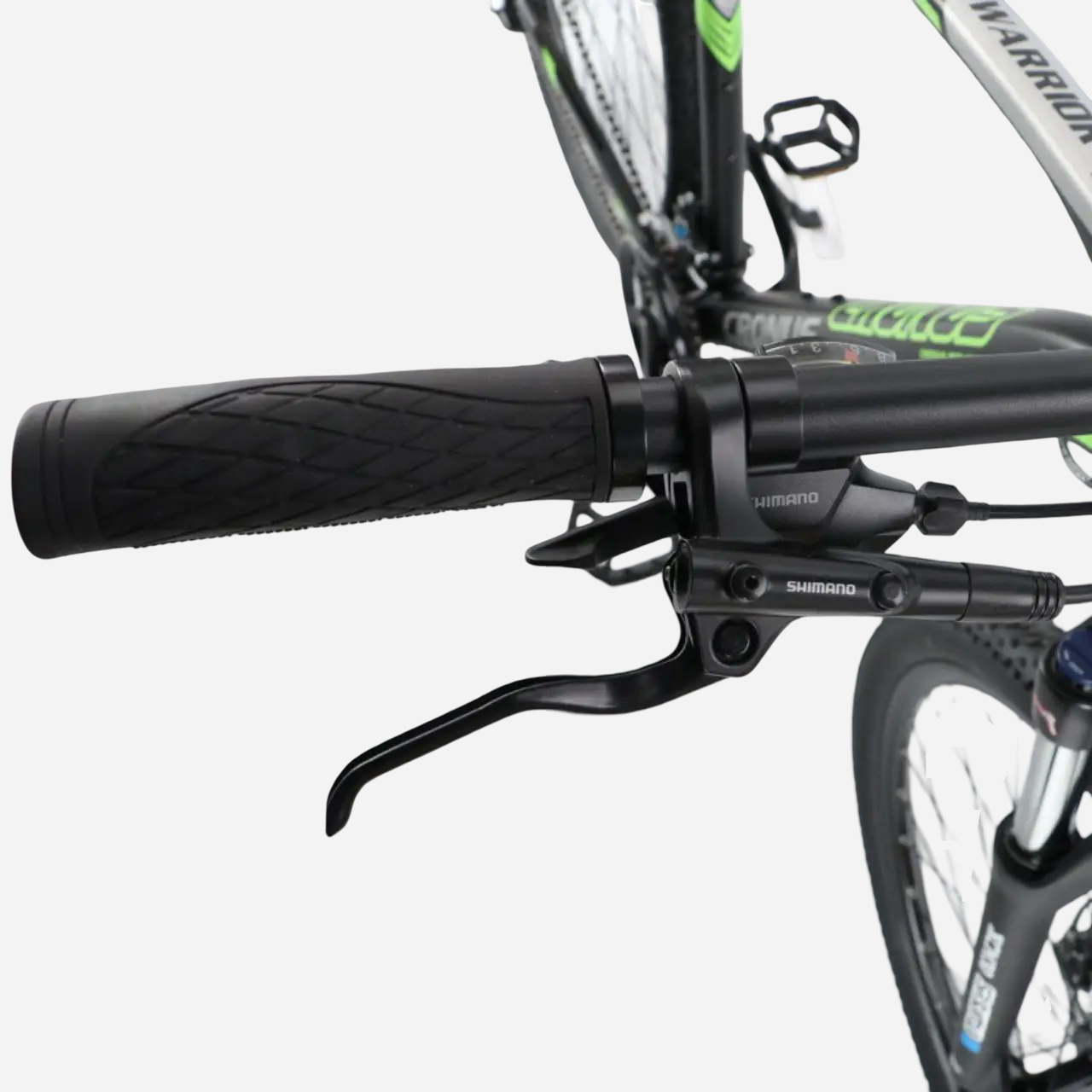 Cronus Warrior 29" — гідравлічний важіль Shimano MT200 та манетка SL-M315 на лівому кермі