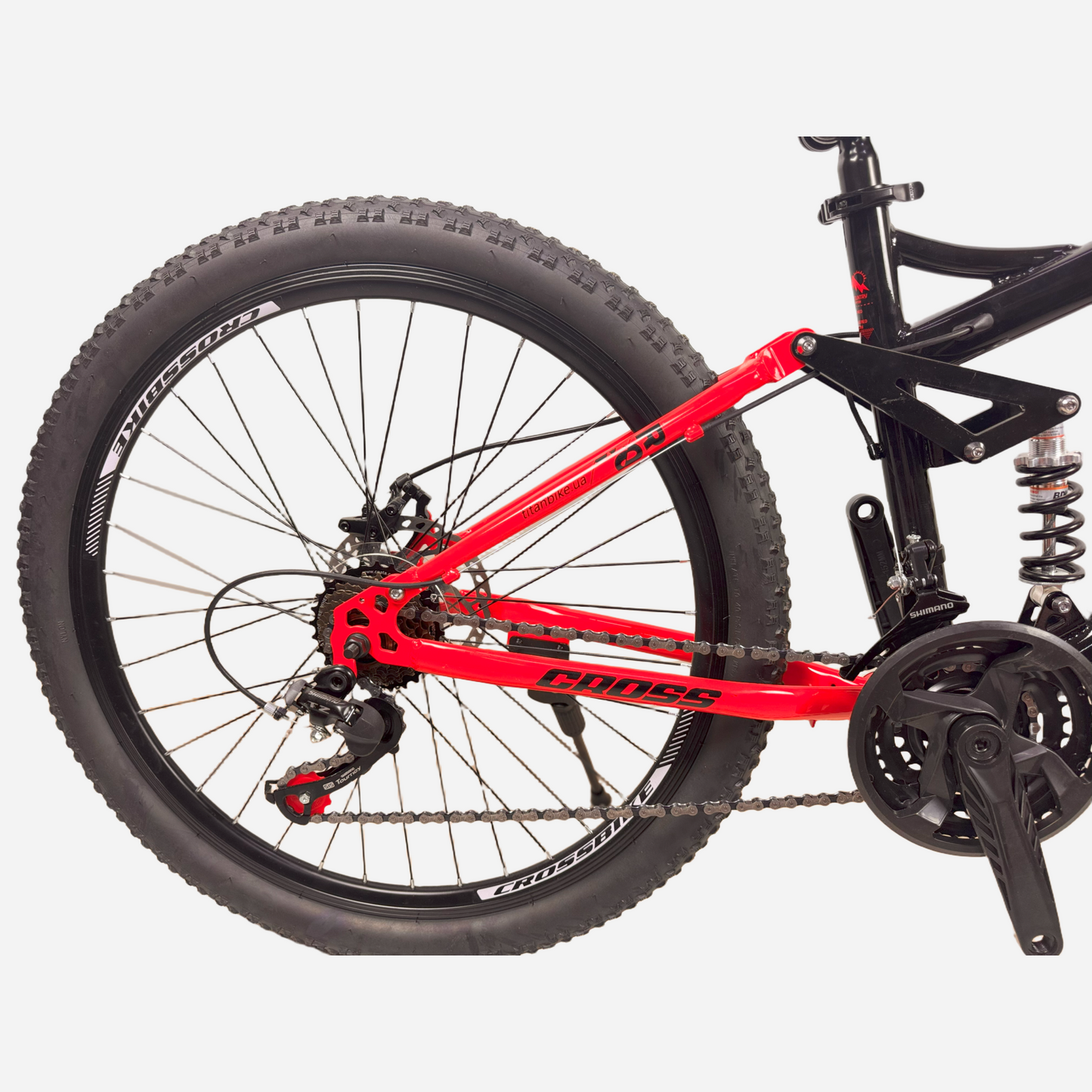 Cross Tornado 26" — задній перемикач Shimano та дискове гальмо
