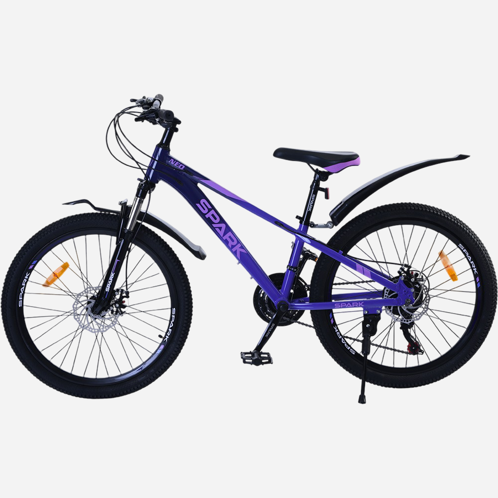 Гірський велосипед Spark NEO 24" фіолетовий — вид зліва, підніжка, дискові гальма, крило