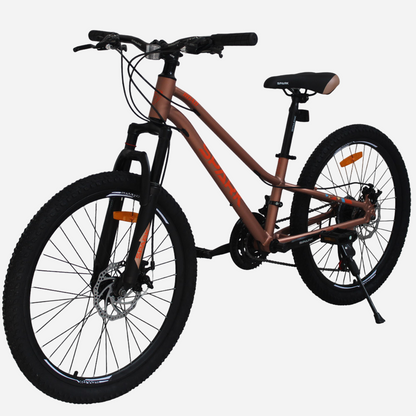 Гірський велосипед Spark ROAD 24" вид спереду зліва, кермо SHIMANO та складана підніжка