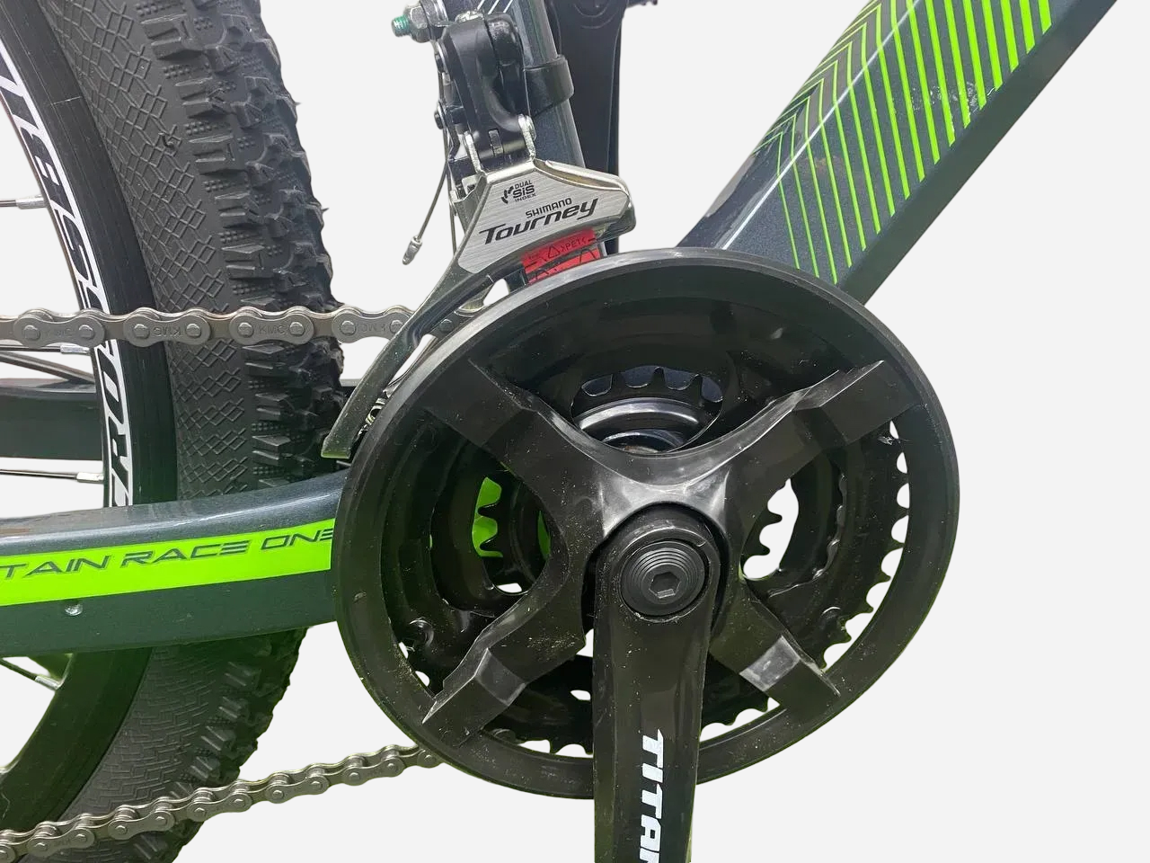 Гірський велосипед Titan Shadow 26" магнієва рама Shimano 15.5"