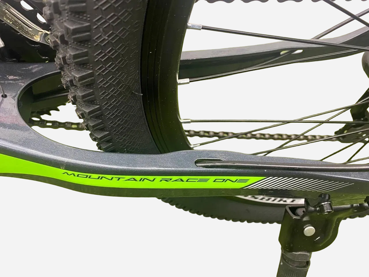 Гірський велосипед Titan Shadow 26" магнієва рама Shimano 15.5"