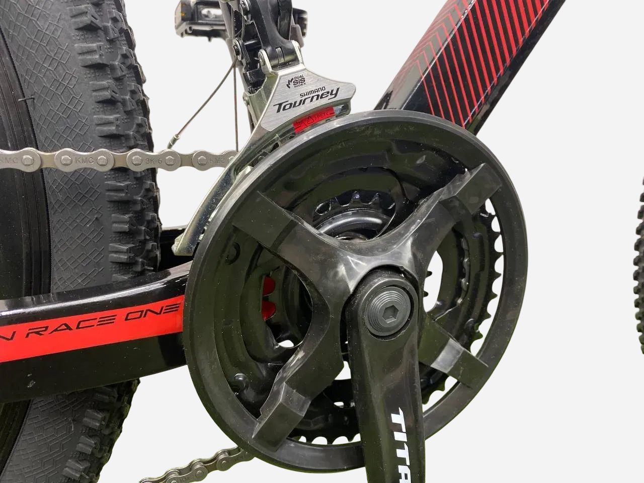 Гірський велосипед Titan Shadow 26" магнієва рама Shimano 15.5"
