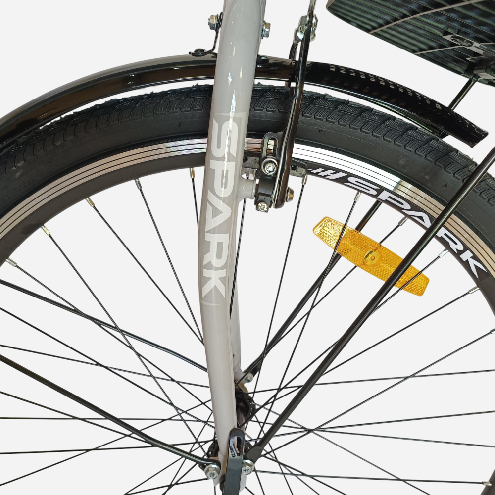 SPARK CITY LIRA 26" — передня вилка SPARK, гальмо V-brake, подвійний обід та жовтий світловідбивач