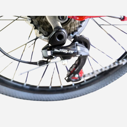 CrossBike Ultra 24" — задній перемикач Shimano Tourney RD-TZ50, заднє колесо 24", крупний план
